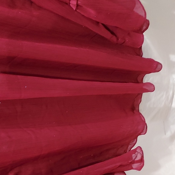 Lauren Conrad Sheer Maroon Red with Gold Thread Accents w/ Bell Sleeves Size 1X - Picture 4 of 7